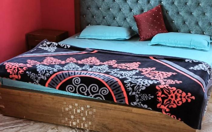 Royal Hill Homestay 