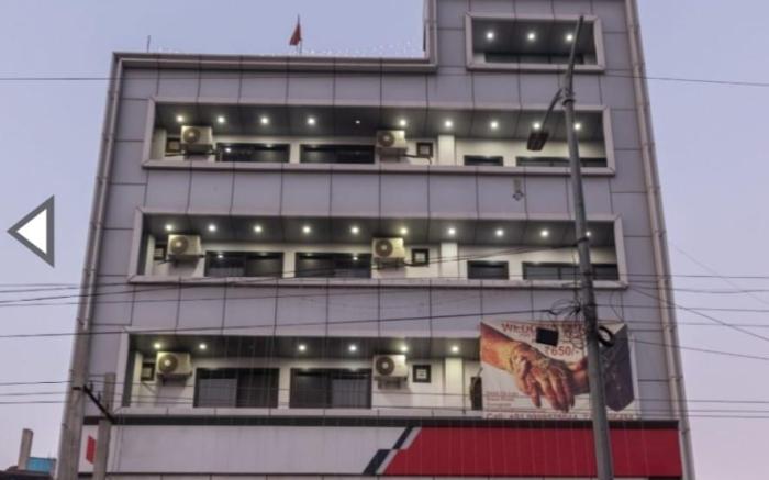 Saavi Hotel Sector 10