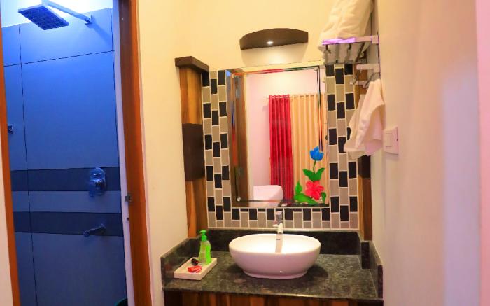 Hillsidecreek Homestay