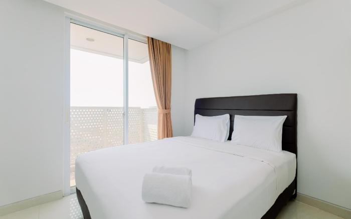 Cozy and Warm Studio at West Vista Apt By Travelio