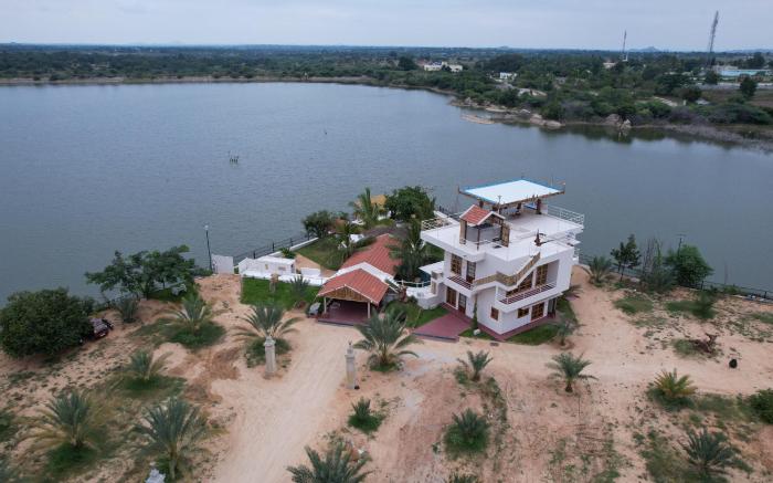 Habba Dates Villa