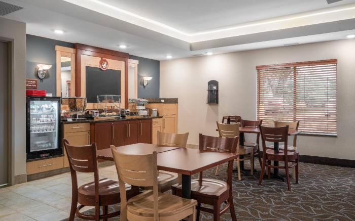 AmericInn by Wyndham Sioux Falls North