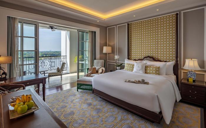 Mia Saigon - luxury boutique hotel