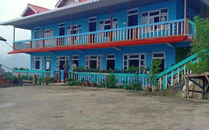 Rishop Mountain Homestay