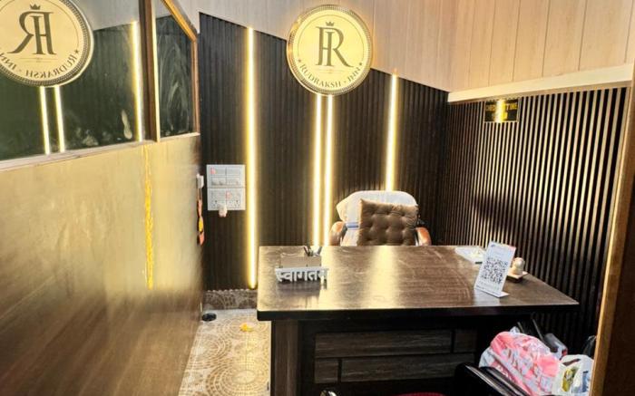 Rudraksh Inn 