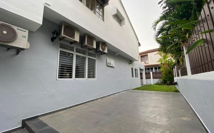 Landed House Gelugor 5Room 3Bath