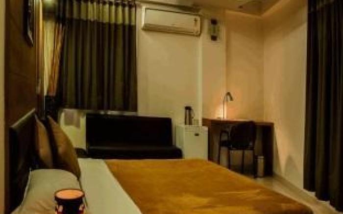 Hotel The Royal Plaza