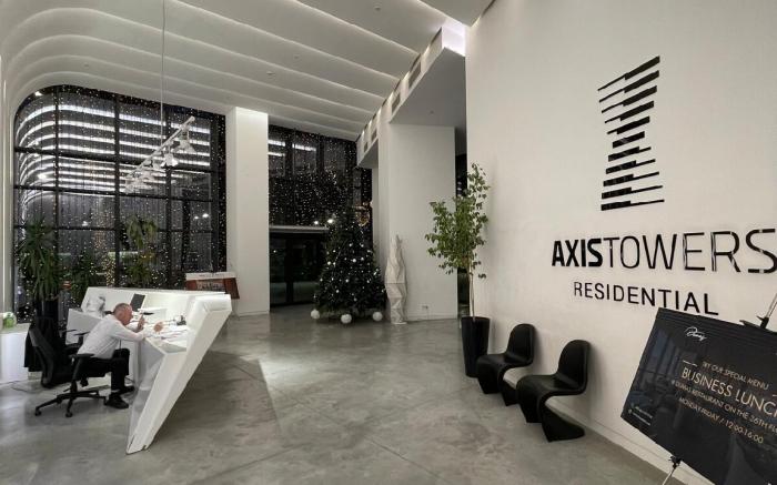 NEW: Luxe Apartment with Espresso