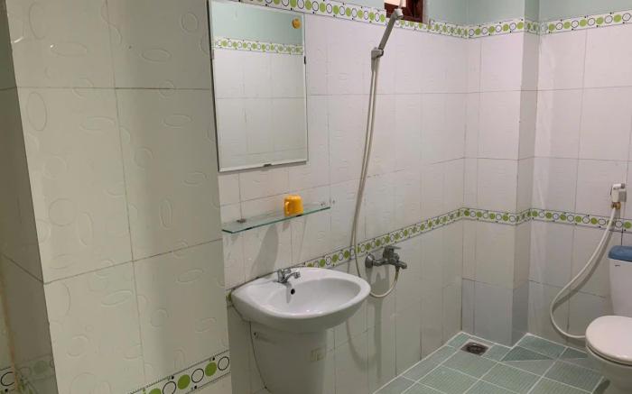 nhà nghỉ Hoa Quỳnh