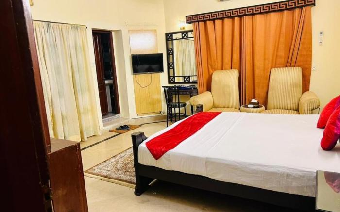 Step Inn Guest House