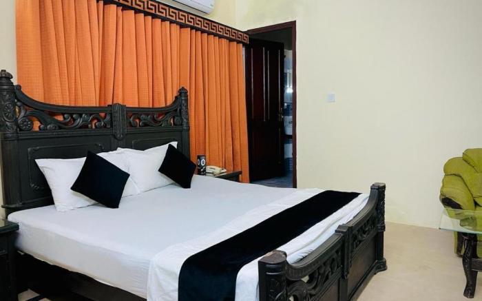 Step Inn Guest House