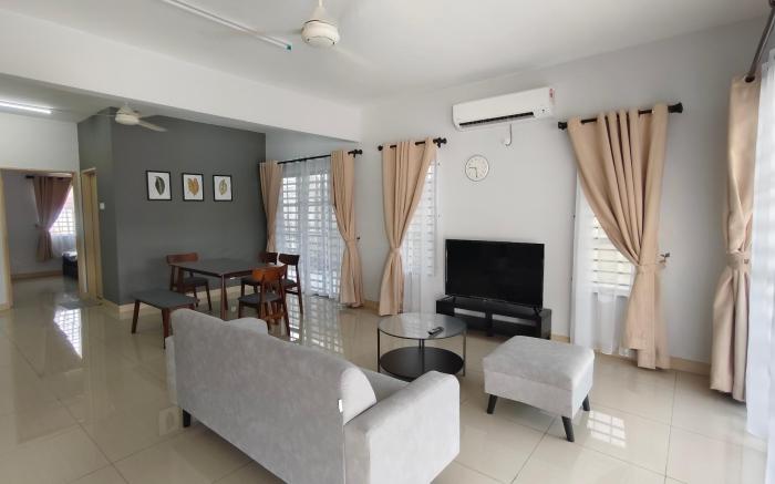 No. 8 Homestay