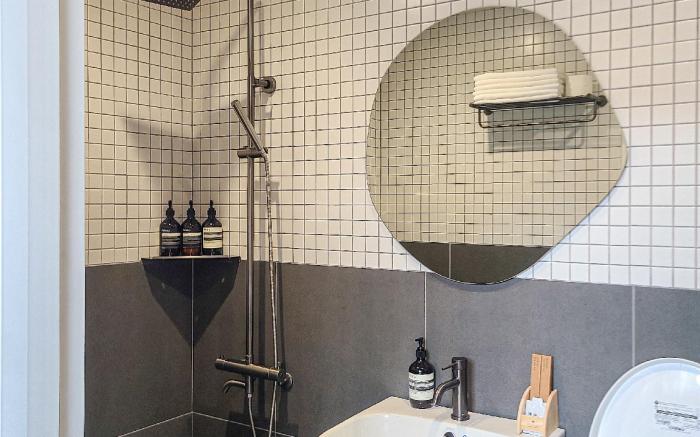 108 Hanok Boso (4-person room) Outdoor Jacuzzi Hanok Private House