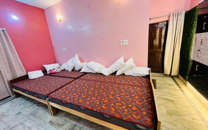 Rudraksh Inn 