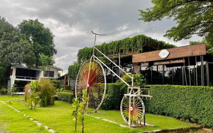 Sabaydee Loft House & Sabaydee Cafe