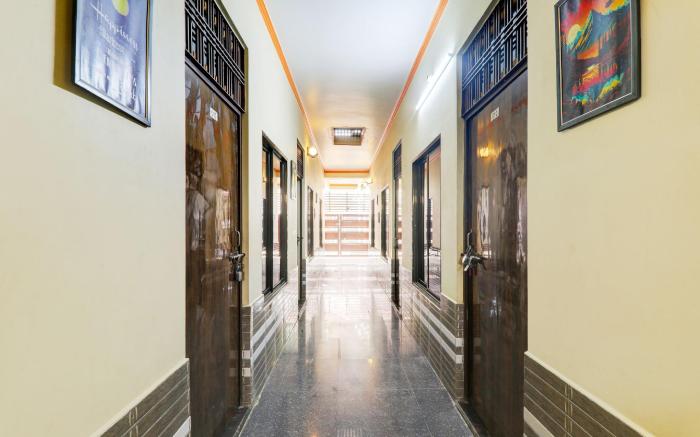 Hotel O Ramadhya Palace