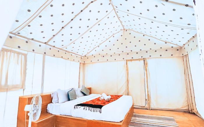 TOKYO DESERT CAMP