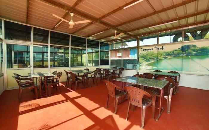Hotel SSR Palace Mount Abu