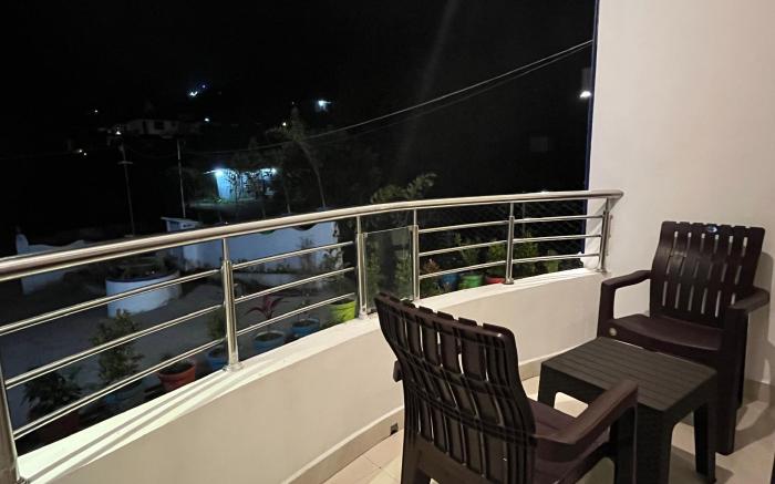 Banyan Three(Superior Room with Balcony)