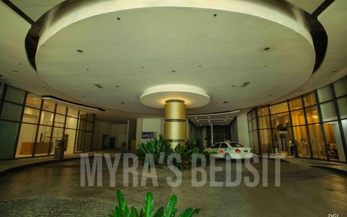 Modern City Center Studio Apartment