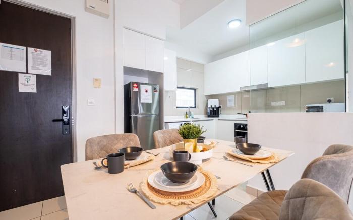 Elegant Home @ Astoria Ampang 3room Kid Play Slide