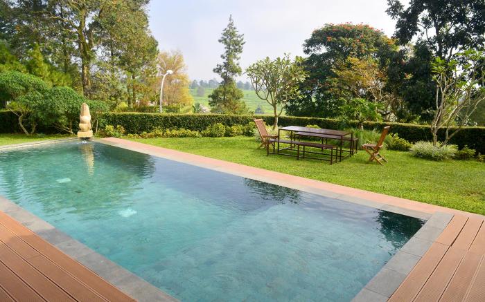 Villa ChavaMinerva Bata Ciater with Private Pool