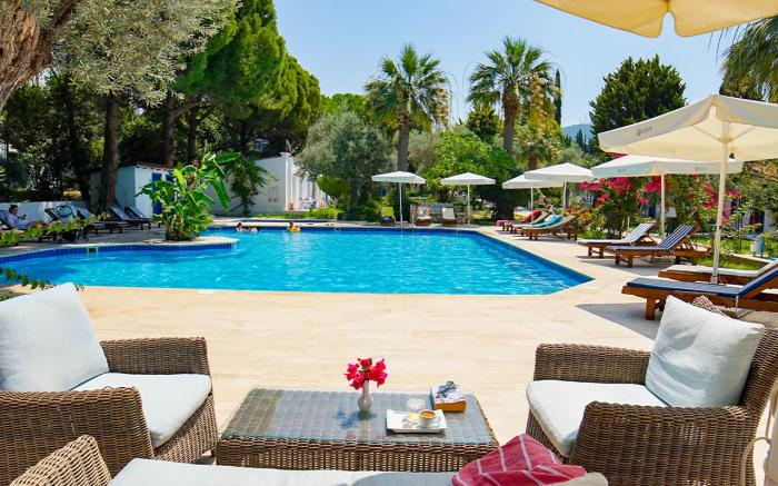Risus Garden Marina Hotel