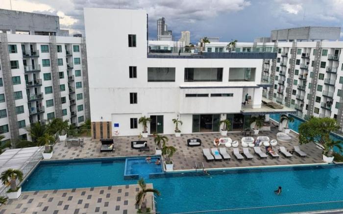 Arcadia Beach Resort Condominium Pattaya 
