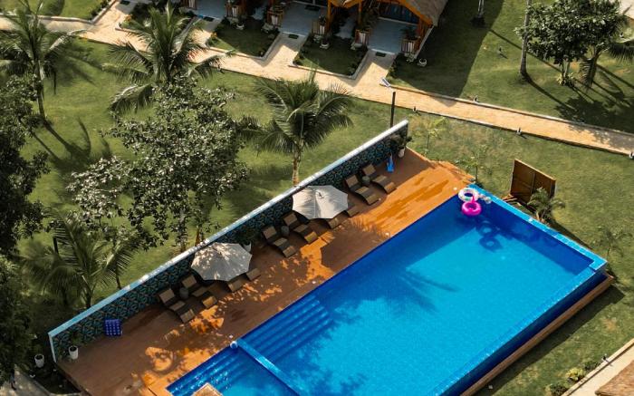 Casa Verde Cliff Resort & Spa