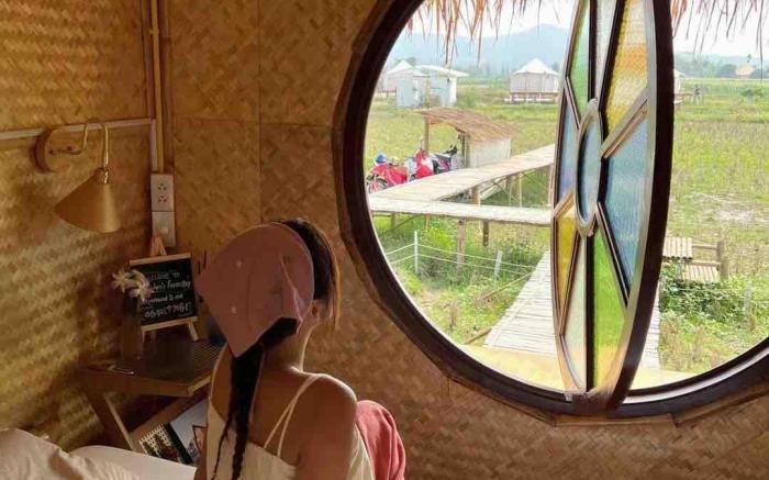 Private Bamboo Hut with Bathtub & Mountain View Xiao Xiong Farm