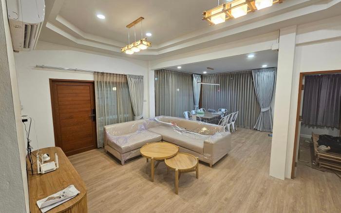 The 50 house Hatyai