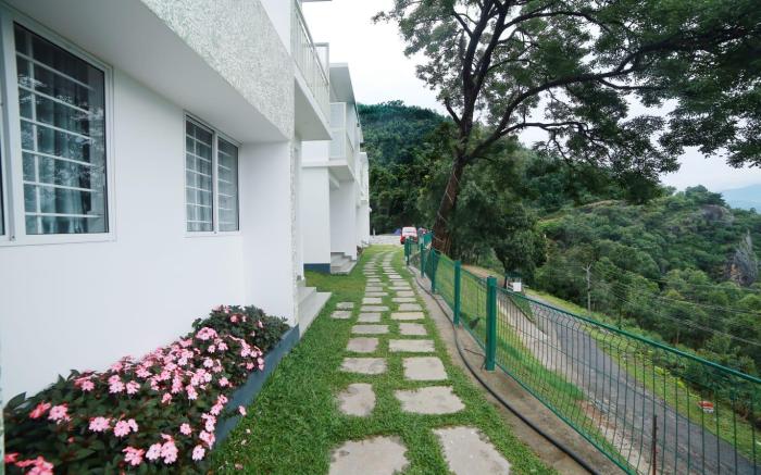 Rock N Brook Resort, Kanthalloor