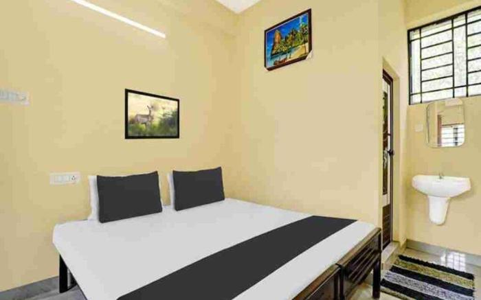 Sauparnika Residency 
