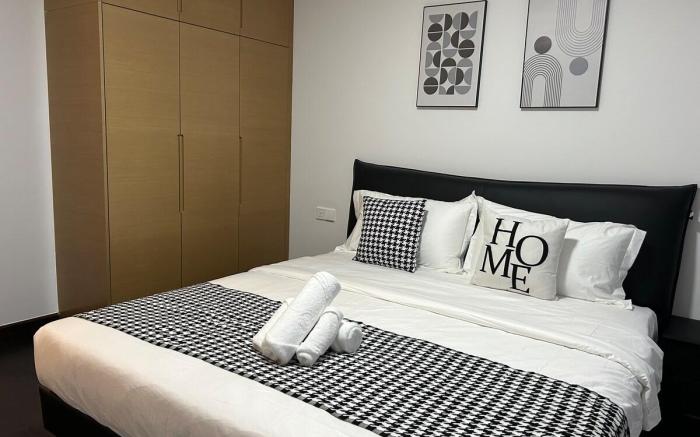 R&F 2R2B Boutique Seaview By Wan Li Homestay