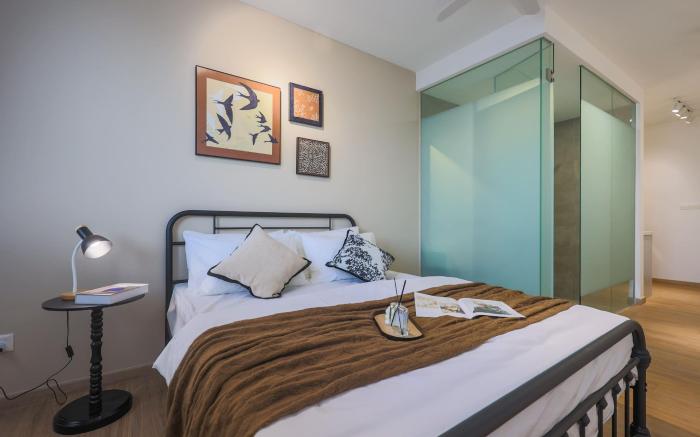 2Pax Modern Oriental Style Apartment with KL View