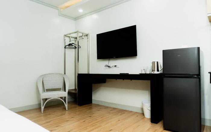 Madison Suites - Standard Room