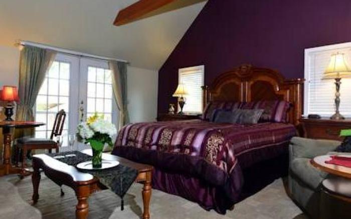 White Rose Inns & Motel