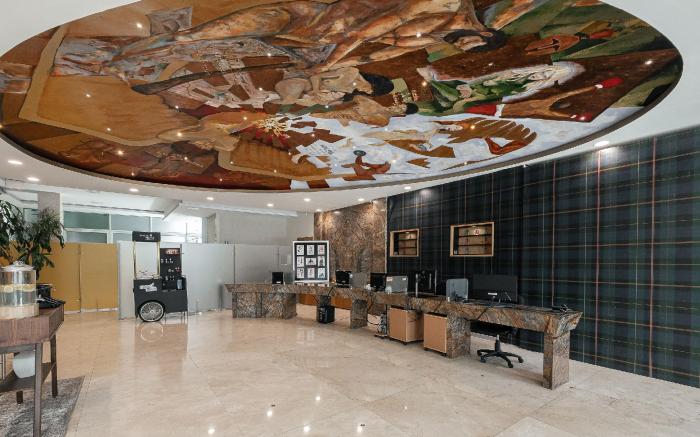 The Palm Loft Modern Comfort w/ Equipped Kitchen