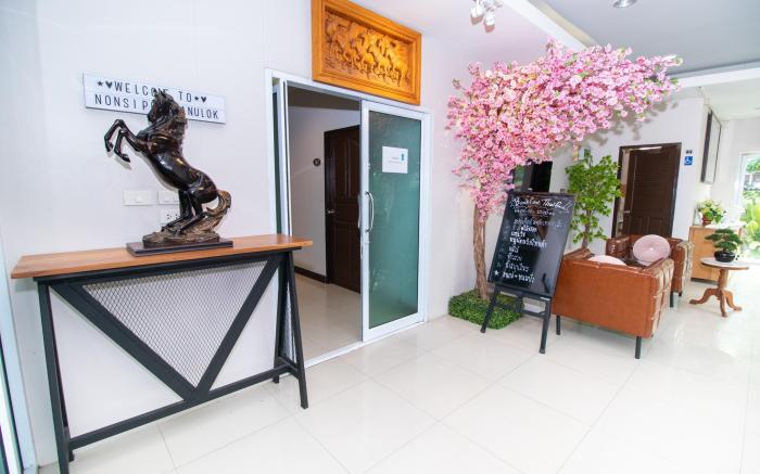 Nonsi Hotel Phitsanulok