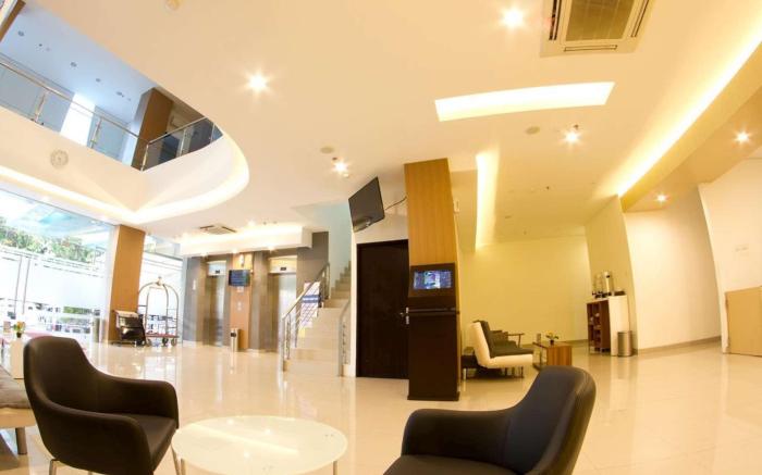 Hotel 88 Grogol by WH