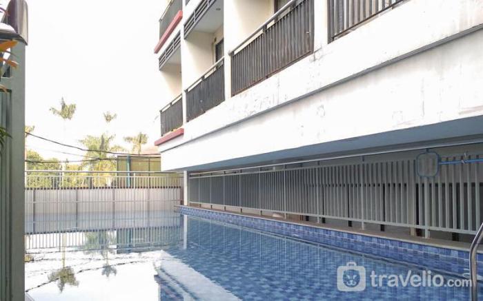 Modern Monastery Studio Beverly Dago By Travelio