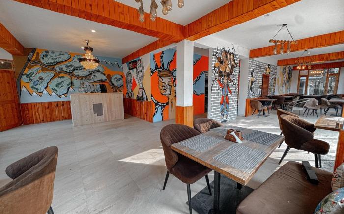 The Rustic Jibhi - Backpackers Hostel