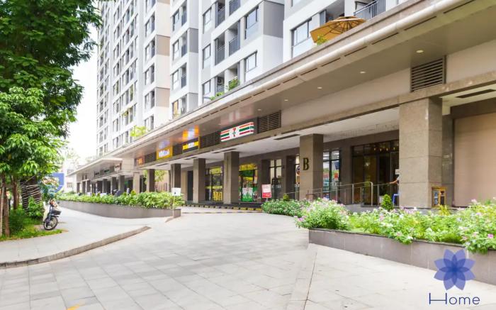 Botanica Orchard Luxury Near Airport 