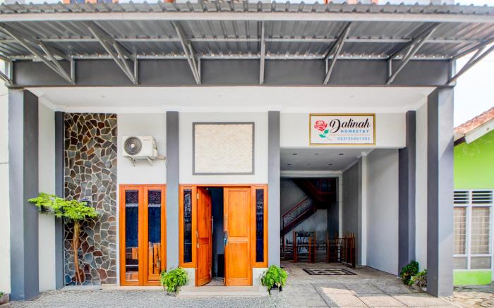 OYO 94364 Dalinah Homestay