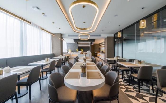 Home Inn Plus Shanghai New International Expo Center Gaoke West Road Metro Station