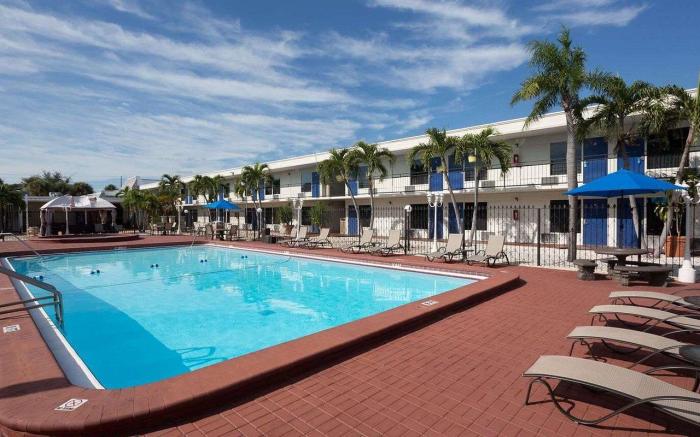 Days Inn by Wyndham St. Petersburg / Tampa Bay Area