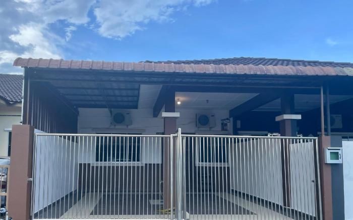 Family Homestay (6-13pax)