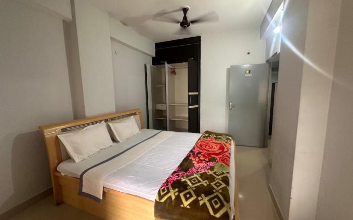 The Luxe Lounge 102 Flat 2bhk