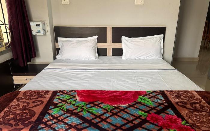 The Luxe Lounge 102 Flat 2bhk