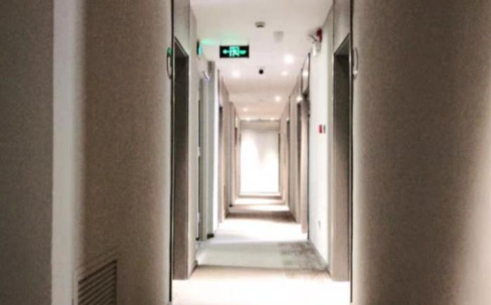 Home Inn Neo Qingdao Zhanqiao Railway Station East Square Metro Station